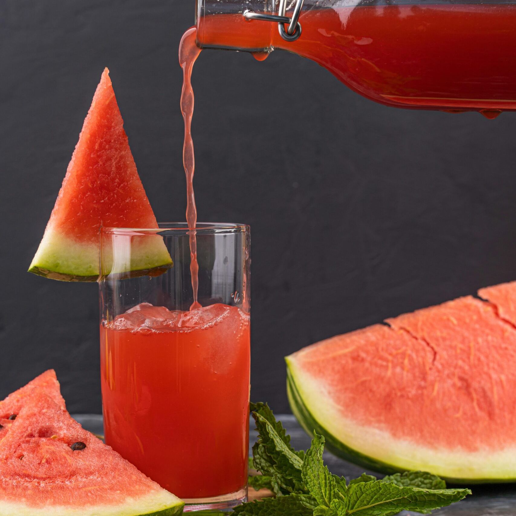 น้ำแตงโมทิวา